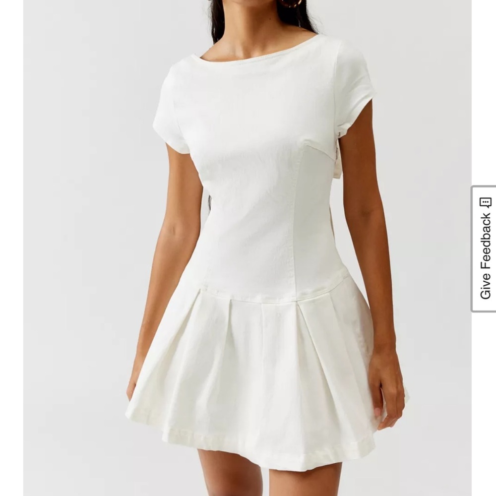 Urban Outfitters White Open-Back Mini Dress with Bow - Picture 4 of 7